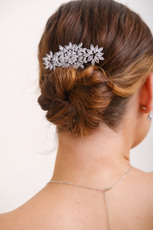 PEIGNE MARIEE<BR>Elise