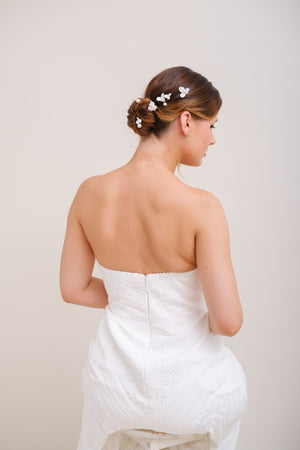 PICS A CHIGNON PERLES ET FLEURS<BR>Flora Pearl (lot de 6 pics)