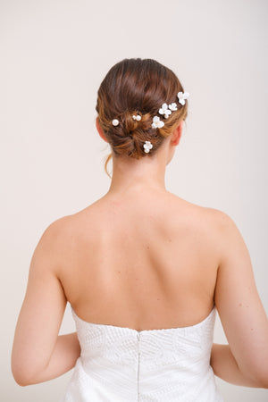 PICS A CHIGNON PERLES ET FLEURS<BR>Flora Pearl (lot de 6 pics)