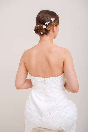PICS A CHIGNON PERLES ET FLEURS<BR>Flora Pearl (lot de 6 pics)
