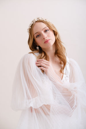 COURONNE DE FLEURS MARIEE<BR>Perrine