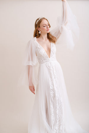 COURONNE DE FLEURS MARIEE<BR>Perrine