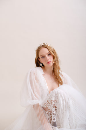 COURONNE DE FLEURS MARIEE<BR>Perrine