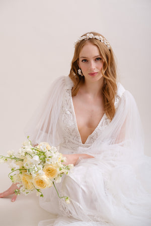 COURONNE DE FLEURS MARIEE<BR>Perrine