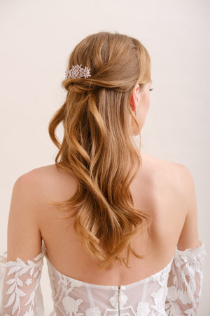 PEIGNE MARIEE<BR>Elise