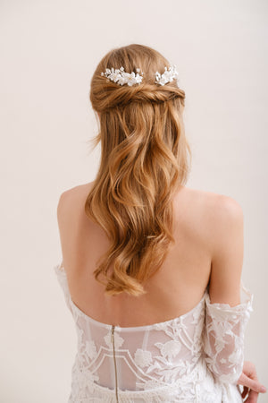 PEIGNE MARIÉE FLORAL<BR>Violette (lot de 2)