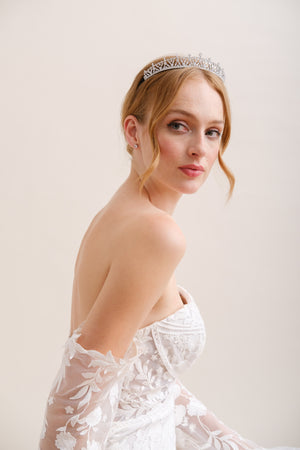 TIARE MARIEE <BR>Jeanne