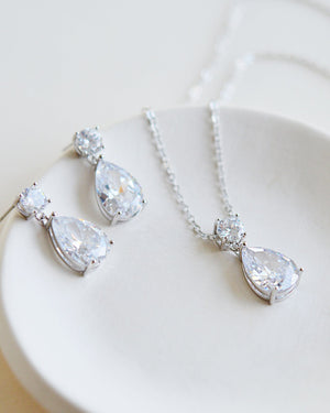 PARURE DEMOISELLE D'HONNEUR<BR>Chris