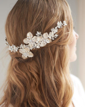 ACCESSOIRE CHEVEUX FLEUR MARIAGE<BR>Chloé Floral - MP Paris