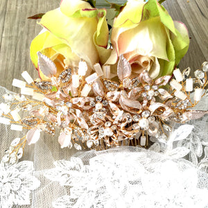 BIJOU DE TETE<BR>Corinne - MP Paris