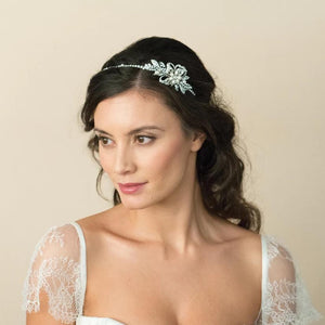 SERRE TETE FLEUR MARIAGE<BR>Delphi - MP Paris