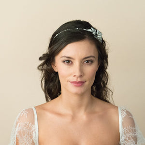 SERRE TETE FLEUR MARIAGE<BR>Delphi - MP Paris