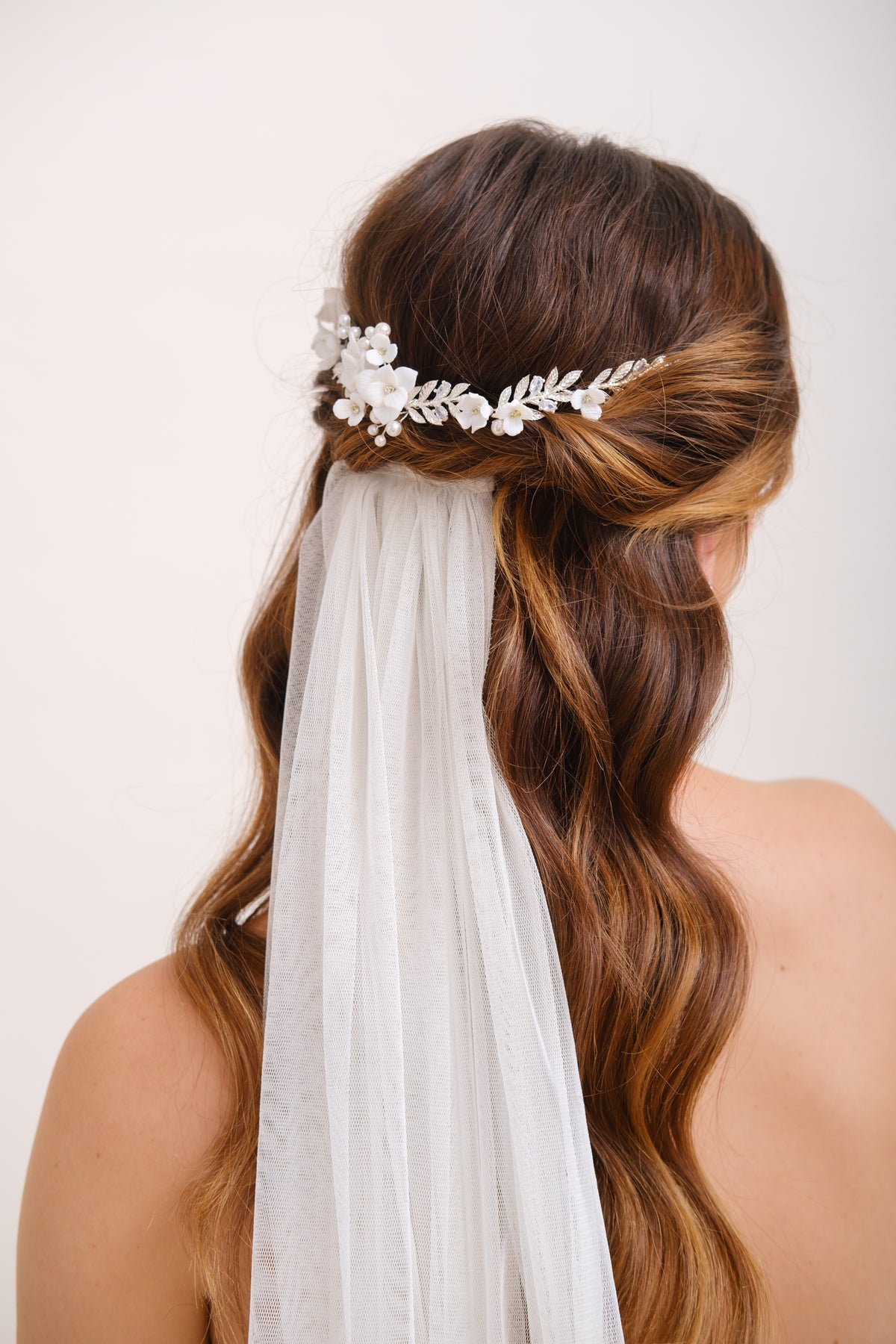 HEADBAND MARIAGE FLEURI &lt;BR&gt;Gabrielle