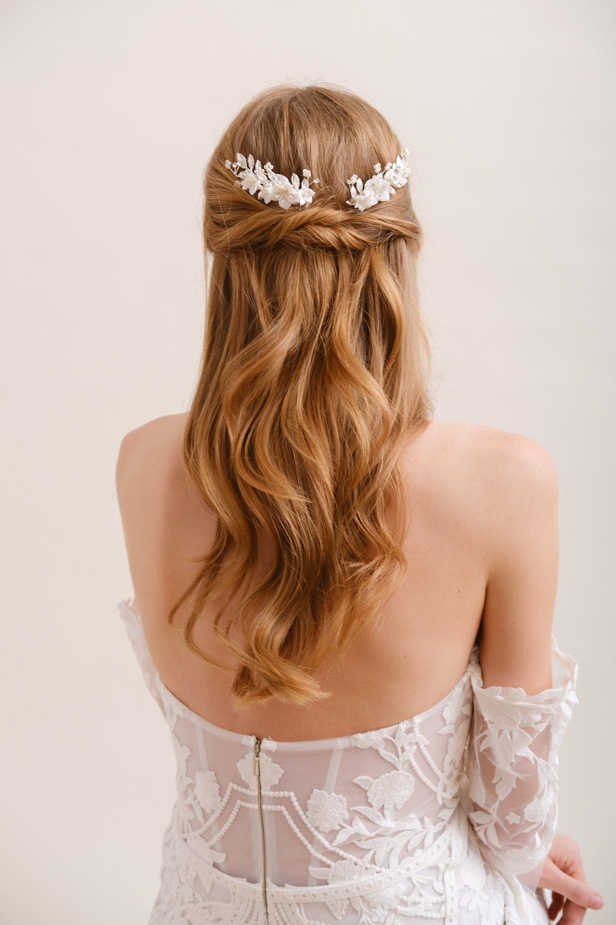 PEIGNE MARIÉE FLORAL&lt;BR&gt;Violette (lot de 2)