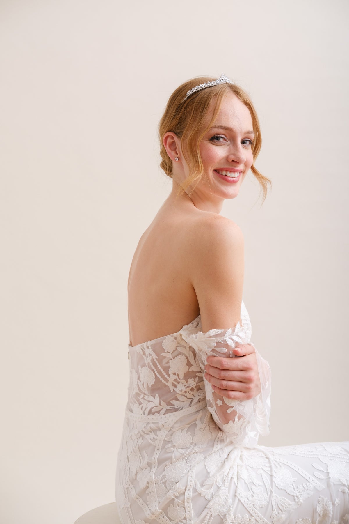 DIADEME MARIEE DISCRET&lt;BR&gt;Lou