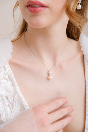 Pendant<br>Camélia