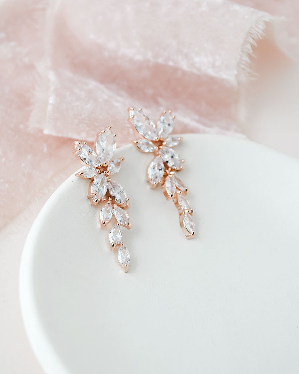 BOUCLES D OREILLES MARIÉE&lt;BR&gt;Nicole Or
