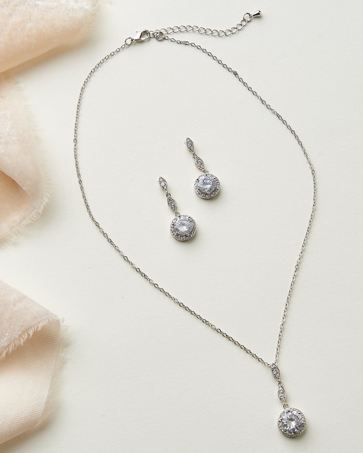 BIJOUX POUR VOS DEMOISELLES D&#39;HONNEUR&lt;BR&gt;Elegancia