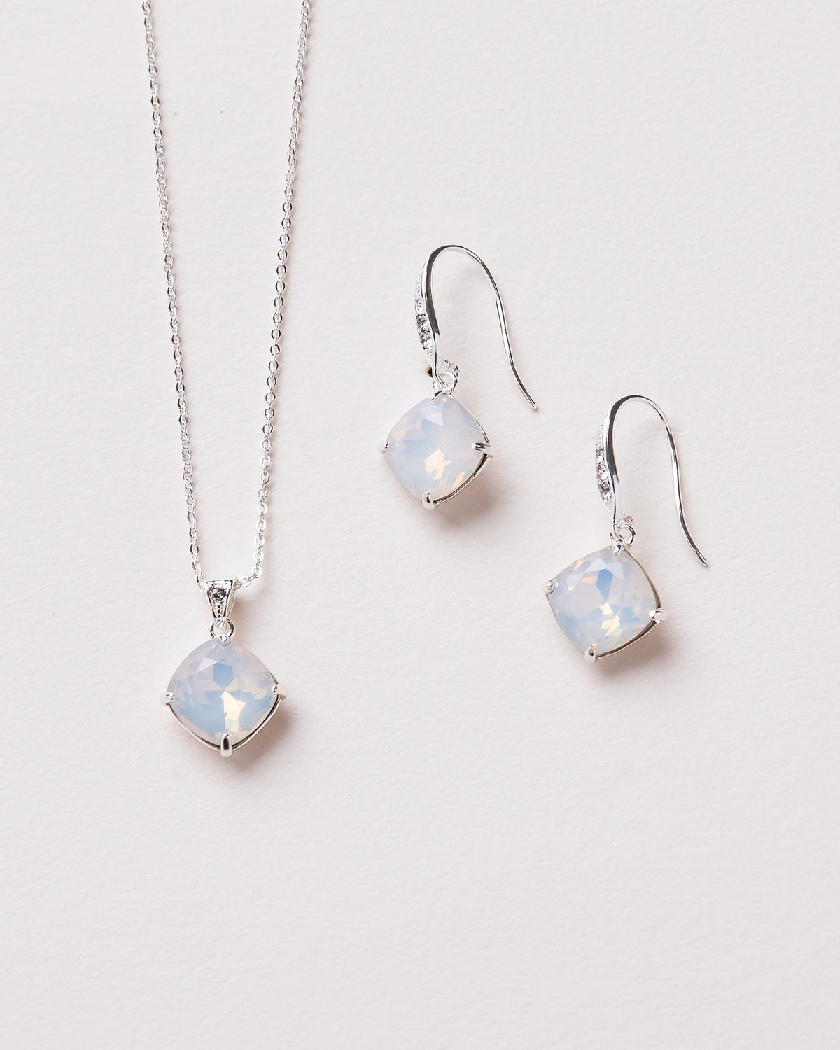 PARURE DEMOISELLE D&#39;HONNEUR&lt;BR&gt;Alaya