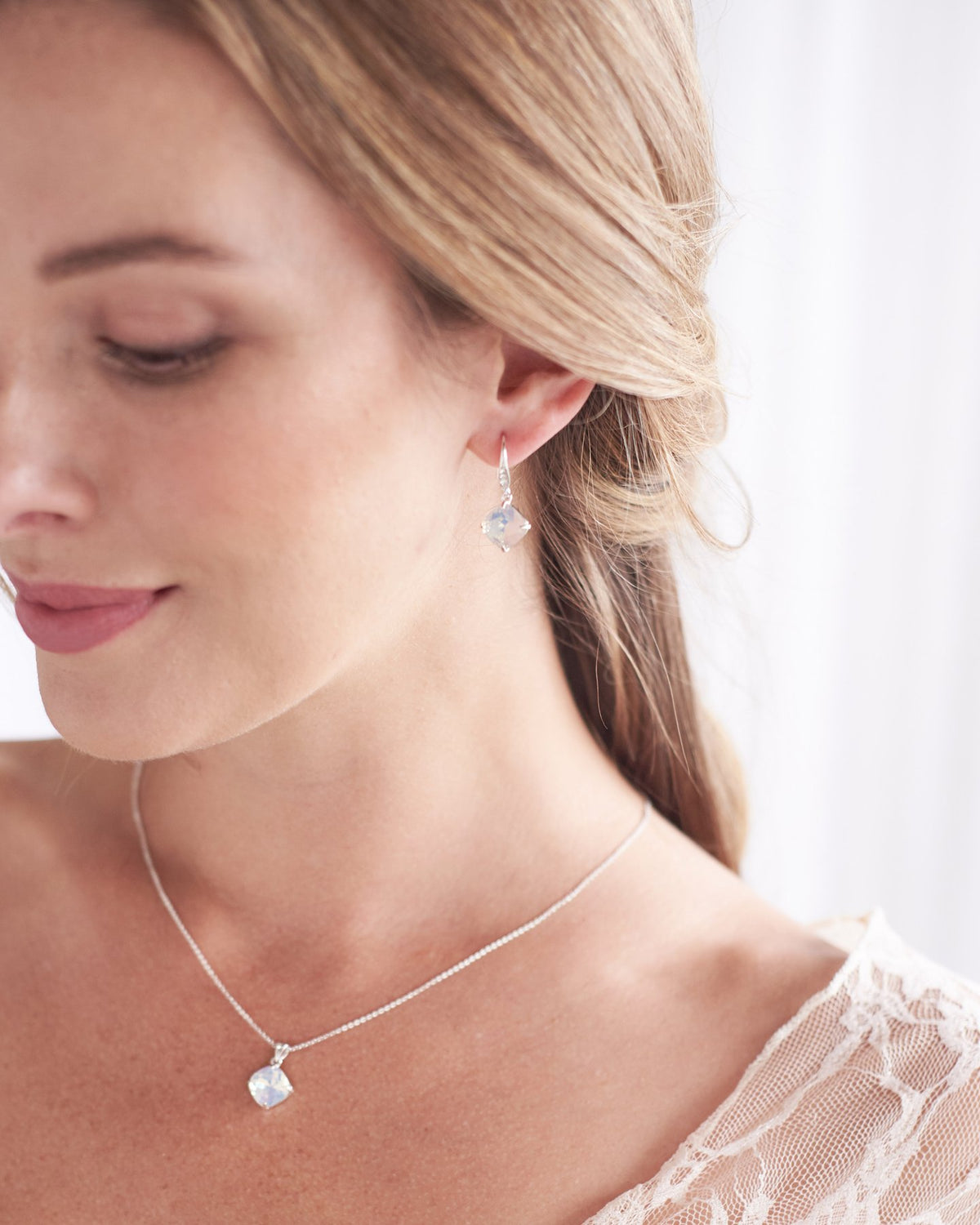 PARURE DEMOISELLE D&#39;HONNEUR&lt;BR&gt;Alaya