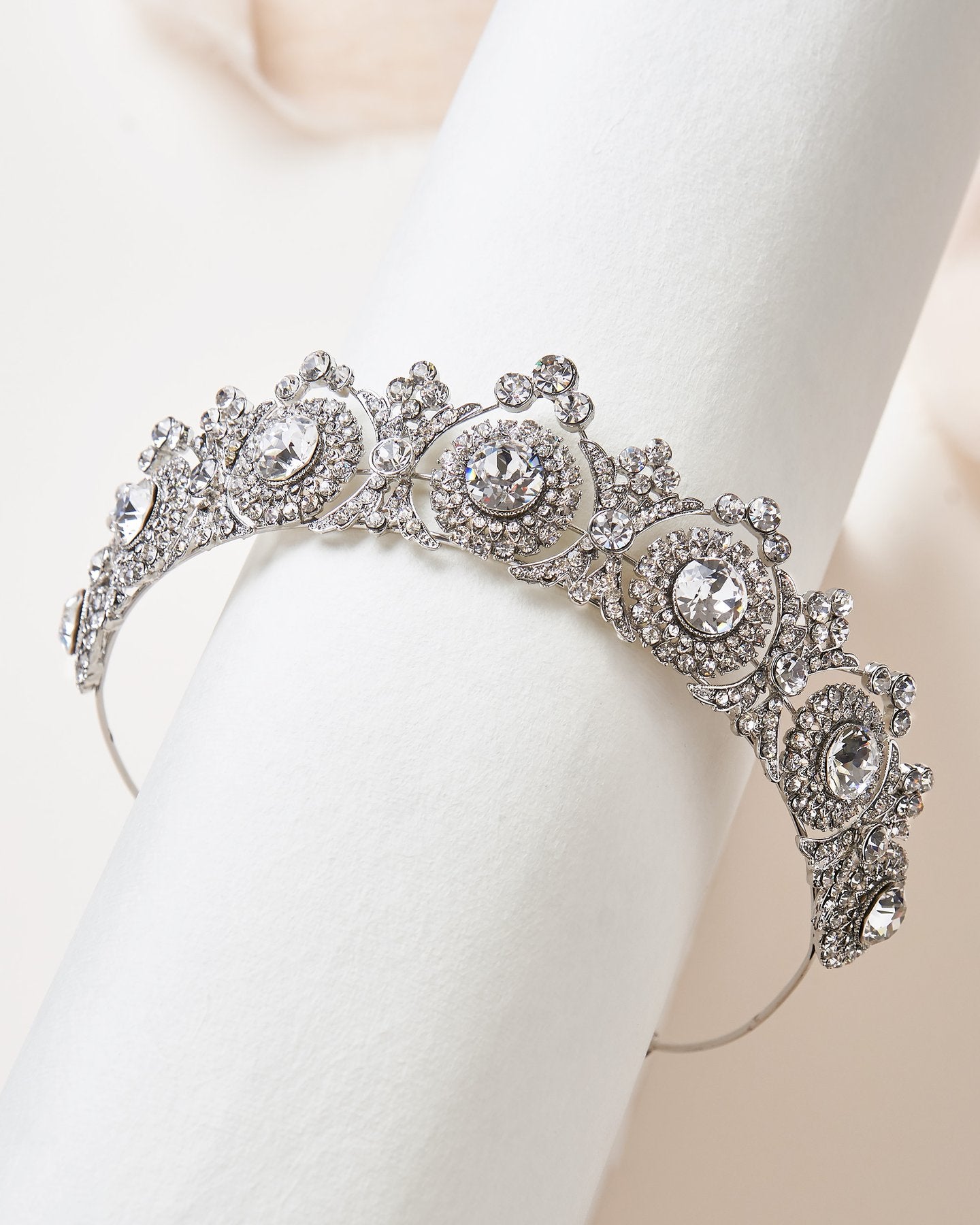 Diadème Joyeux Anniversaire 60 Ans - Couronne Strass Cristal Avec Peignes Pour Femme Ou Enfant