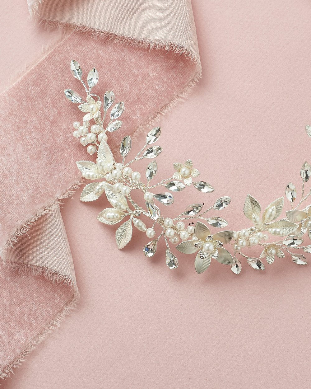 VIGNE DE CHEVEUX MARIAGE&lt;BR&gt;Juliana - MP Paris