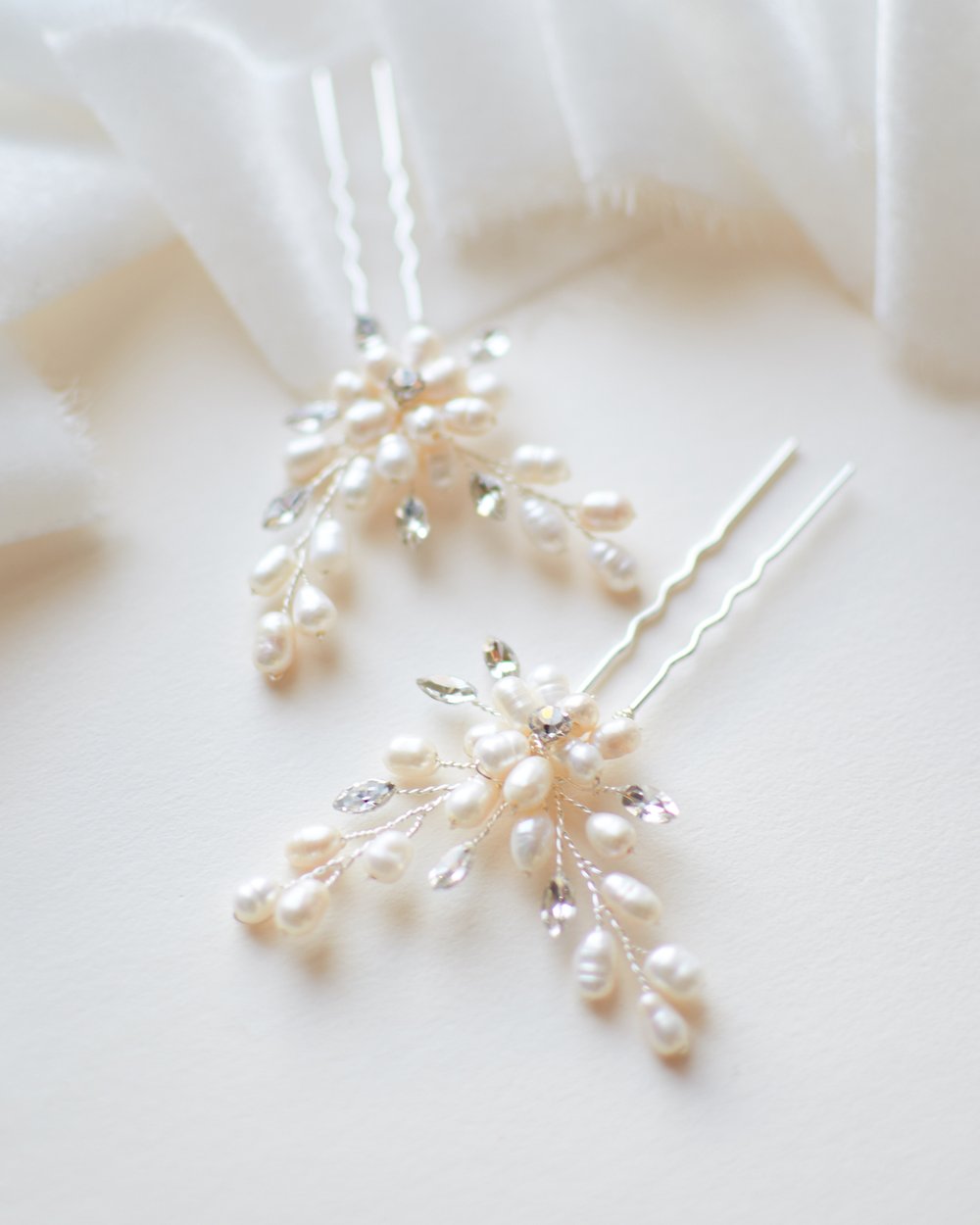 PICS A CHIGNON MARIAGE&lt;BR&gt;Dana x2