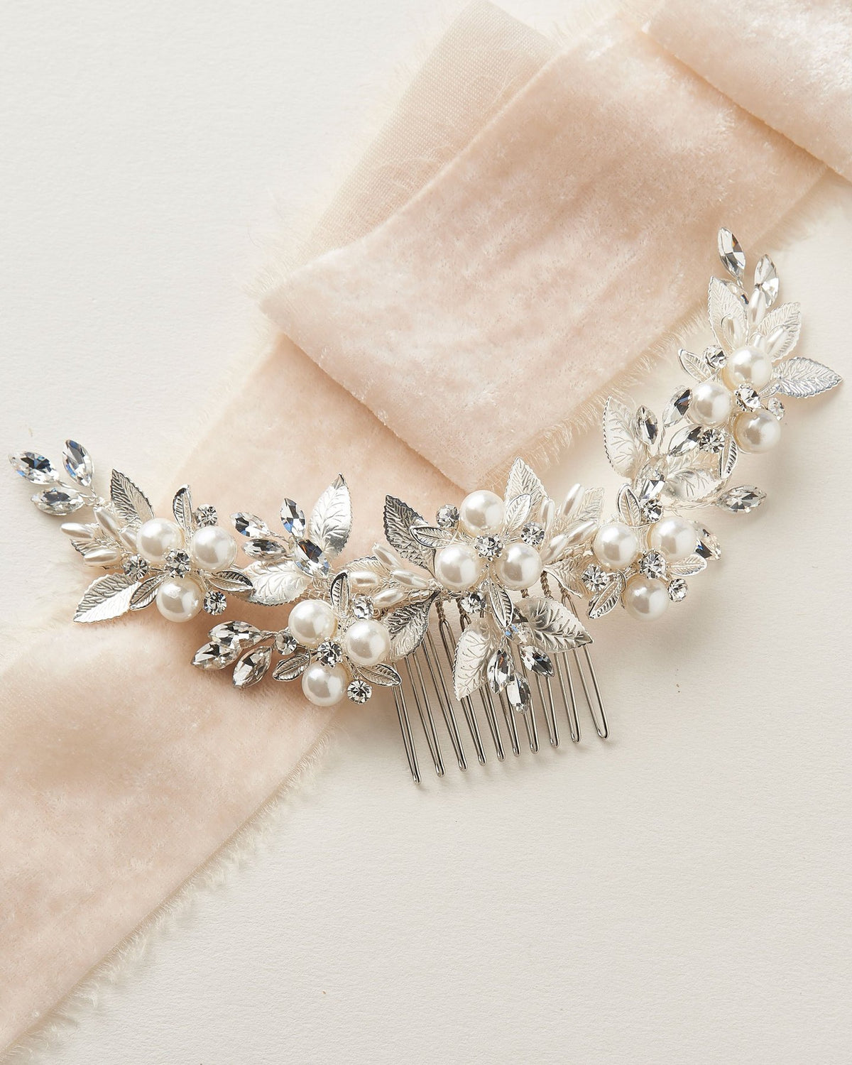 BIJOUX DE TETE PERLE&lt;BR&gt;Julia