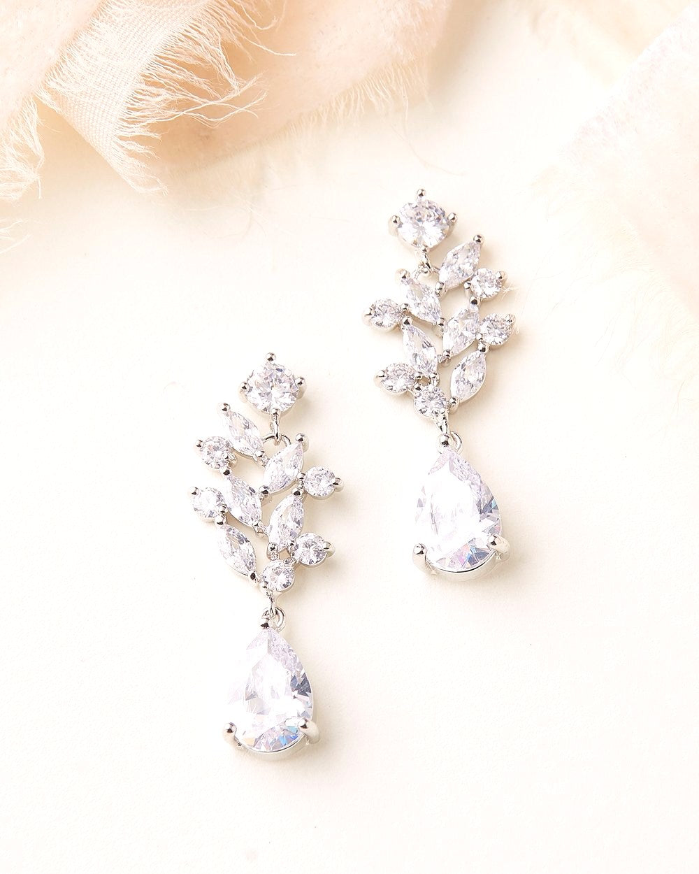 BOUCLES D OREILLES DE MARIÉE&lt;BR&gt;Anna Floral Or rose - MP Paris