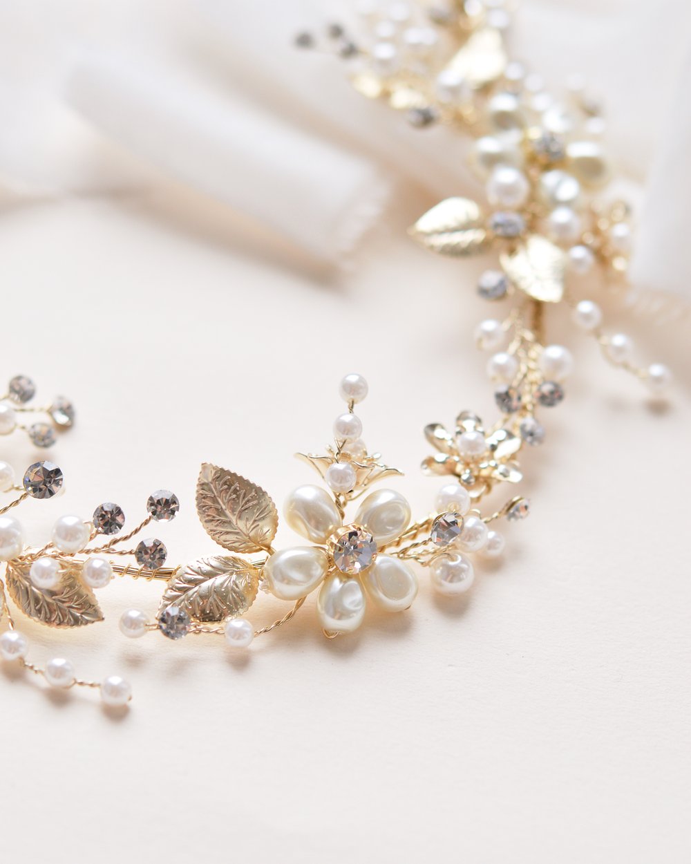 HEADBAND FLEUR MARIAGE&lt;BR&gt;Camryl Or - MP Paris